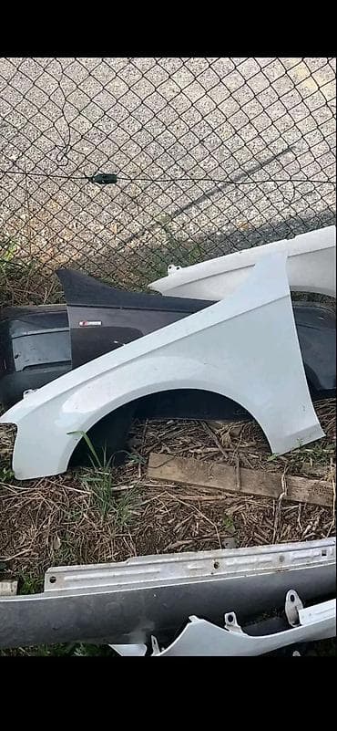 audi 100 2.8: AUDI A4 B8 LEVO KRILO BLATOBRAN ORG TOP STANJE | audi vw delovi — 2