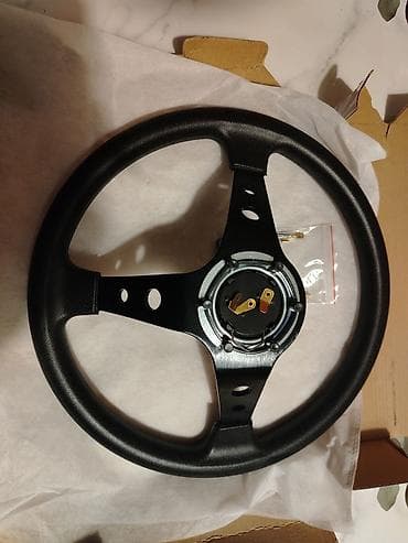 polovni delovi za mercedes: Sportski volan za automobil, 3-kraki - Prečnik: približno 350 mm — 2