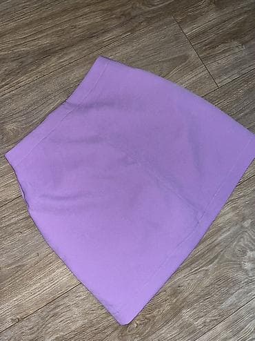 mona mini torbice: Lila mini suknja A-kroja - Boja: pastelno lila - Dizajn: prednja — 2
