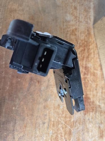 safety auto delovi: Brava gepeka Audi A3 8P Audi A4 B7 karavan.Audi A6 C6 karavan - — 3