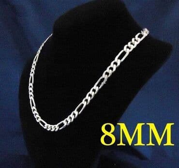 Prelepa ogrlica!!!
Figaro 3 pa 1.
50cmx8mm,27gr.
CENA: 1700 din