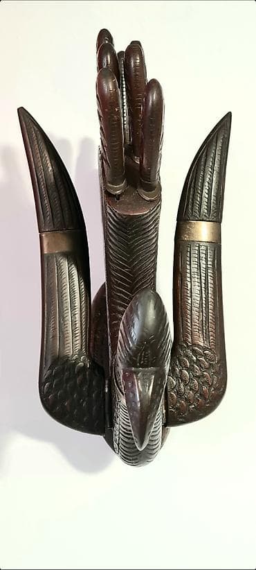 kopacke 33: ★ Na prodaju stari ukrasni predmet od punog izrezbarenog drveta u — 4