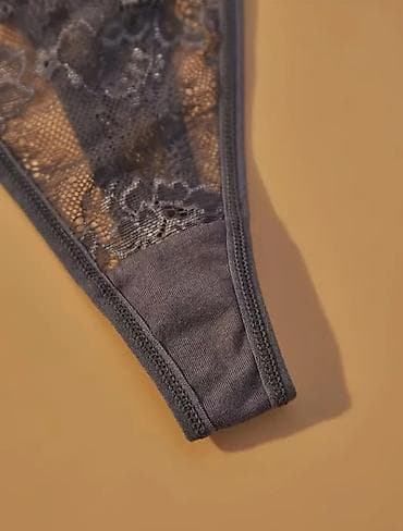 yellow cab cipele: Čipkaste ženske tanga gaćice sa podešavajućim bočnim trakama - Model — 3