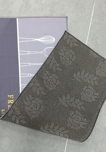 ikea navlaka za dusek: 🍀Set 2 Staze za kuhinju🍀 Cena 1700 dinara Set se sastoji od dva dela — 2