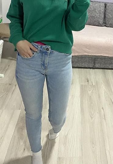 sorc za trudnice: Zara ženske farmerke – svetlo plave, skinny kroj. - Model: skinny/uz — 1