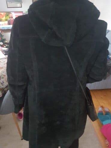 prave krznene bunde: H&M Kozni monton. Prava koza i vestacko krzno. Par puta obucen — 6