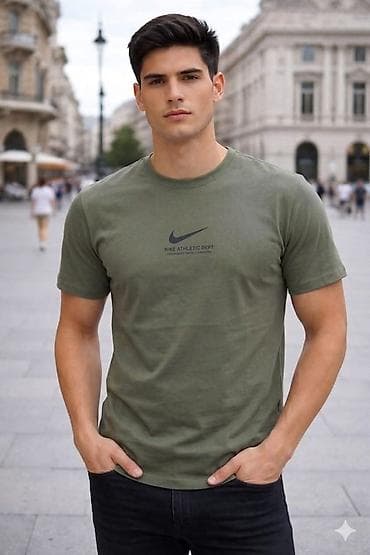 kiton majice: Men's T-shirt Nike, bоја - Crna — 2