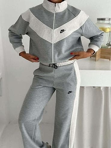 nike gore tex: S M L XL XXL
5000 din
Nike — 2