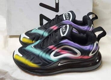 nike structure: Trainers — 1