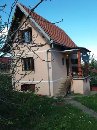 Kuće na prodaju: 120 kv. m, 4 sobe