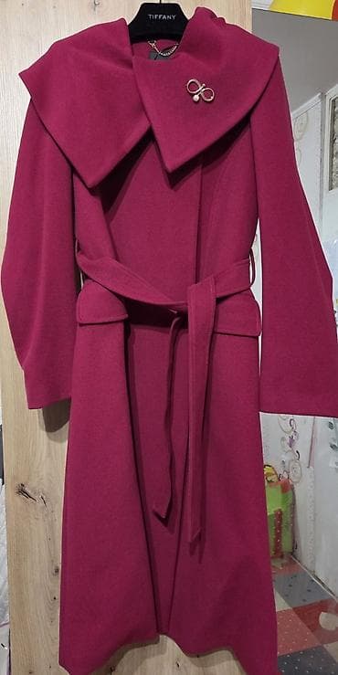 sat sa pticama: Prodajem Tiffany dugacak kaput u ciklama boji. nov ne — 9