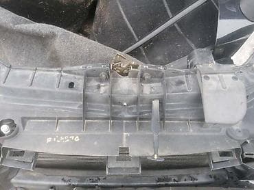 ford p251a:00 2f: BRAVA HAUBE ZA FORD FIESTA OD 2002. DO 2007. GOD. | FORD velika — 4