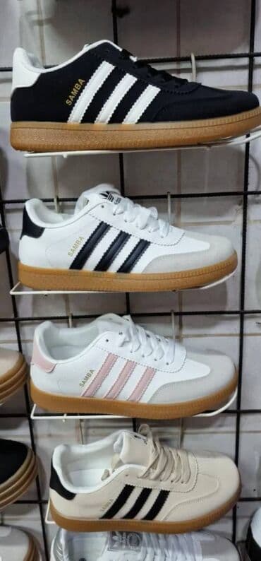 adidas samba srebrne: SAMBA patike - Novo Veličine 36 do 41, skroz bele ima do 46 Uživo — 2