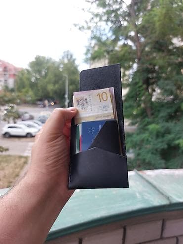 mona zenski novcanici: Minimalistički novčanik od crne kože - Kompaktan dizajn tankog — 3