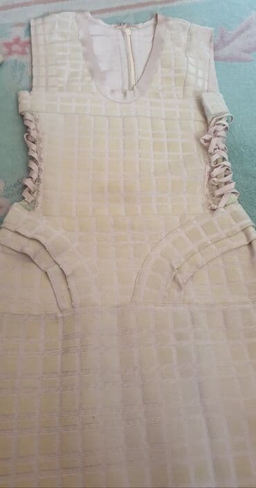 opposite niš: HERVE LEGER Paris original haljina. Bež boje, teška, deblji materijal — 6