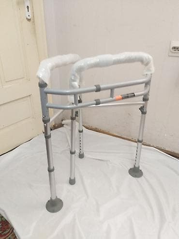 polovne medicinske torbe: Aluminijumska hodalica-setalica bez tockova, doneta iz Svajcarske — 2
