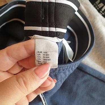 Decije trenerke sacuvane ostala ova tri para na lalafo.rs Decije trenerke sacuvane ostala ova tri para