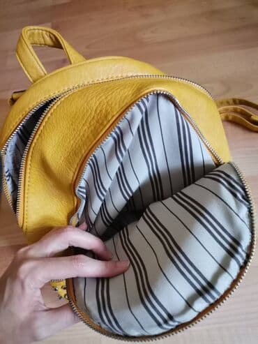 rančevi za mame: Ženski ranac / rančić. Bez tragova korišćenja, kao nov. Boja je na — 3