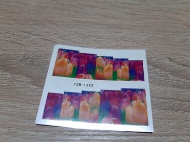 intimissimi srbija cene: Vodene slicice za nokte 
Cena je za komad 20din — 5