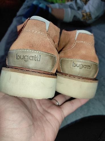 ulošci za pete: Muške cipele Bugatti – broj 41 - Model: ležerne cipele na pertlanje — 4