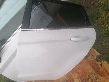 prodajem auto: ZADNJA LEVA VRATA ZA FORD FIESTA OD 2010. DO 2016. GOD. | — 2
