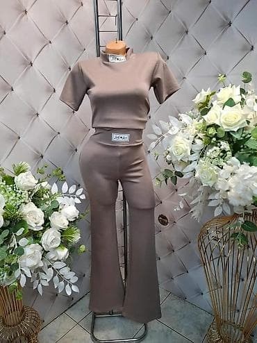 sako i majica: Damski komplet – top sa kratkim rukavima i pantalone sa zvonastim — 1