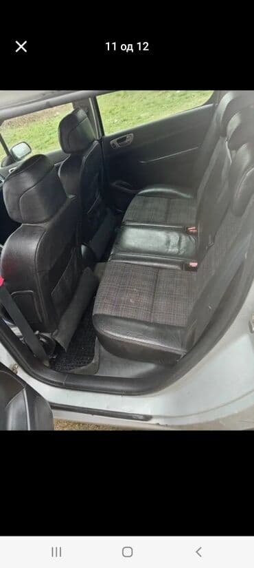 Donji delovi trenerke: Peugeot 307: 2 l | 2002 г. 8666 km Hečbek — 8