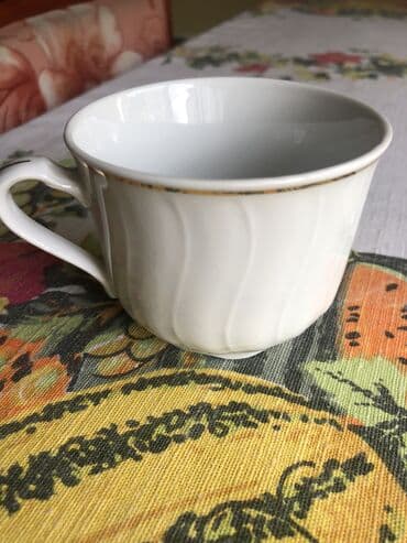 nove doncafe solje: Od finog starog porcelana dve tacne bez šoljica, jedna šoljica sa — 13