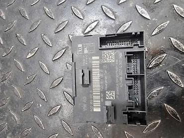 katalog automobila: AUDI A3 8 MODUL PROCESOR VRATA 5Q0959592 A B C | audi delovi ALTINA — 4