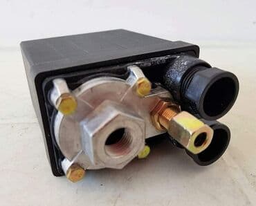 kompresor 220v12v: Prodajem nov i kvalitetan manometar sa dva sata sa sklopkom i izlazom — 5