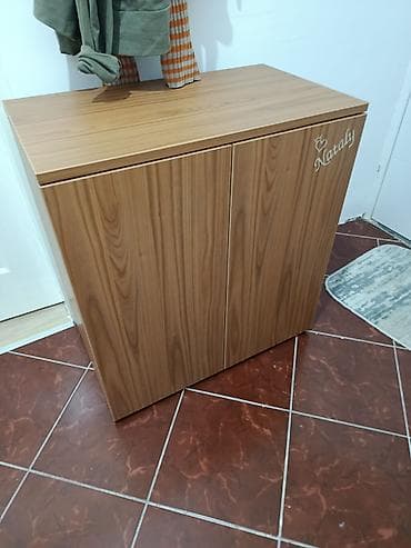 komode za dnevni boravak: -Cipelarnik   se moze izraditi od materijala kao sto su Univer — 6