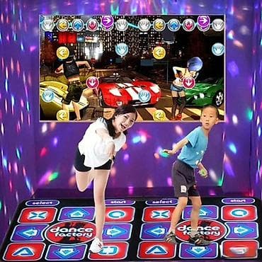 ceo set za nokte: HIT!   Najnovije i najpopularnije za decu. Velika dupla muzička DANCE — 4