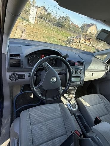 Auto delovi: Volkswagen Touran: 2 l | 2005 г. MPV Body Type — 4