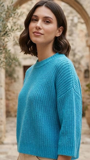 Ženski pleteni džemper, tirkizno-plave boje. - Klasičan, okrugli
