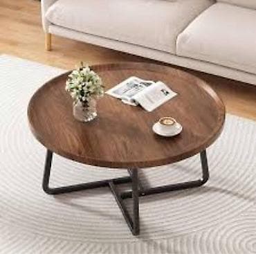 stilska vitrina: Klub sto
50cm precnik
40cm visina
Cena: 3700 din — 3