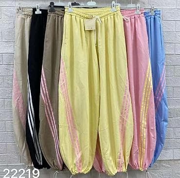 Trenerke donji deo sa prugama sa strane- Model: lagane baggy/jogger