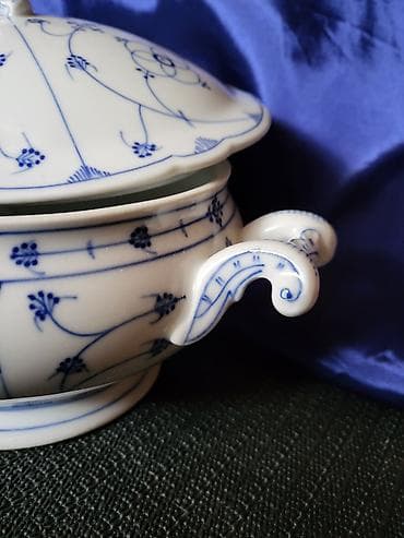 Muzički instrumenti: Cotbaluk,cinija 1920 do 1940 god.,oslikana kobaltom. Corbaluk,cinija — 6