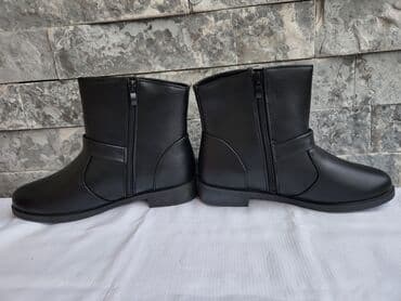 High boots: High boots, 37 — 5