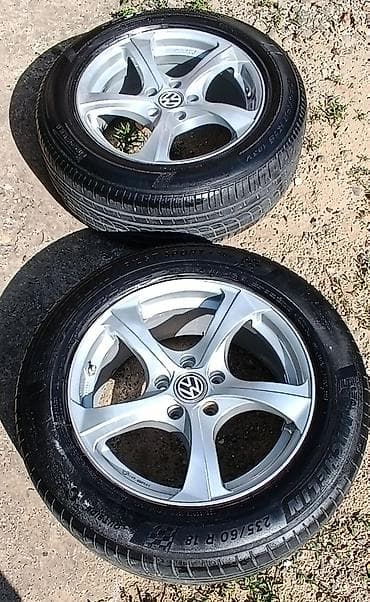 4 Alu felne  sa letnjim gumama 18 coli 5x120 mm  promer rupa ET 43 8J