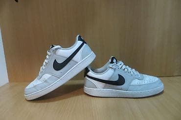 bata patike: NIKE br 43 27,5cm, potpuno ocuvane kvalitetne kozne patike bez mana — 1