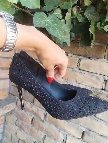 patike puma: Ženske štikle – elegantne crne salonke sa špicastim vrhom - Veličina — 3