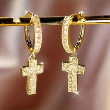 Jewellery: 800 — 7