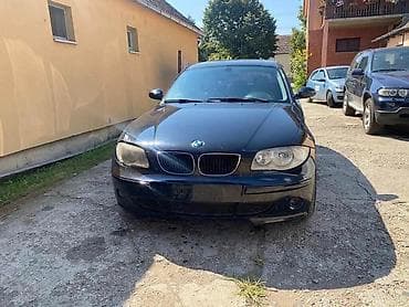 serbia auto market: BMW 118 2005. GOD. - KOMPLETAN AUTO U DELOVIMA | Bmw 118d delovi — 2