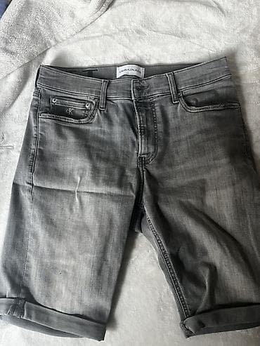 Bermude i šortsevi Calvin Klein, bоја - Siva