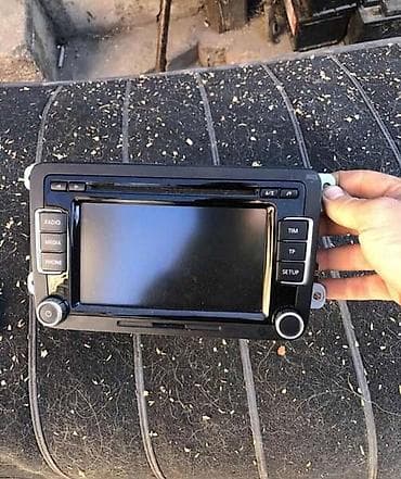 MULTIMEDIJA ZA VOLKSWAGEN GOLF 6, TOURAN, PASSAT B6 | Polovni Delovi