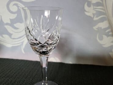 kristalne čaše prodaja: Case za zestoko pice,kristal,rucno rezbarene 70te. Casice za zestoko — 8