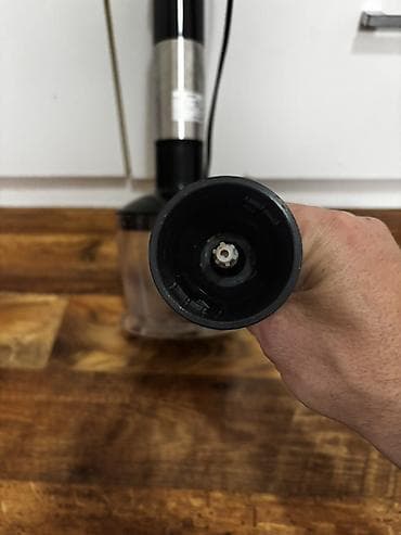slike koje greju: Ručni štapni blender sa seckalicom i čašom za mešanje je potpuno — 6