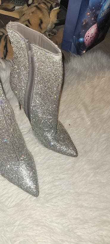 Flat shoes: High boots, 41.5 — 3