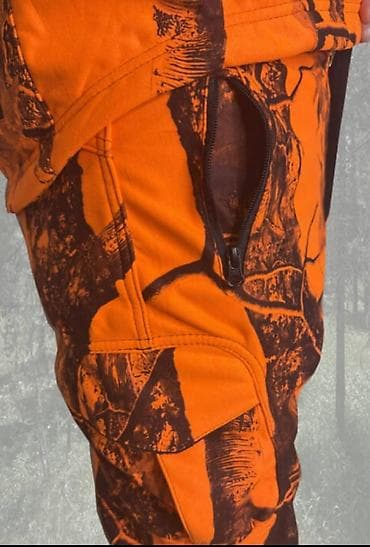 Musical Instruments: Softshell fluo lovački komplet Cena 8700. 00 din. Namenjen je lovcima — 4