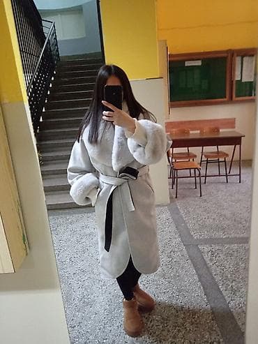 zara sivi kaput: Ženski zimski kaput do ispod kolena u svetlosivoj boji. - Kroj — 8